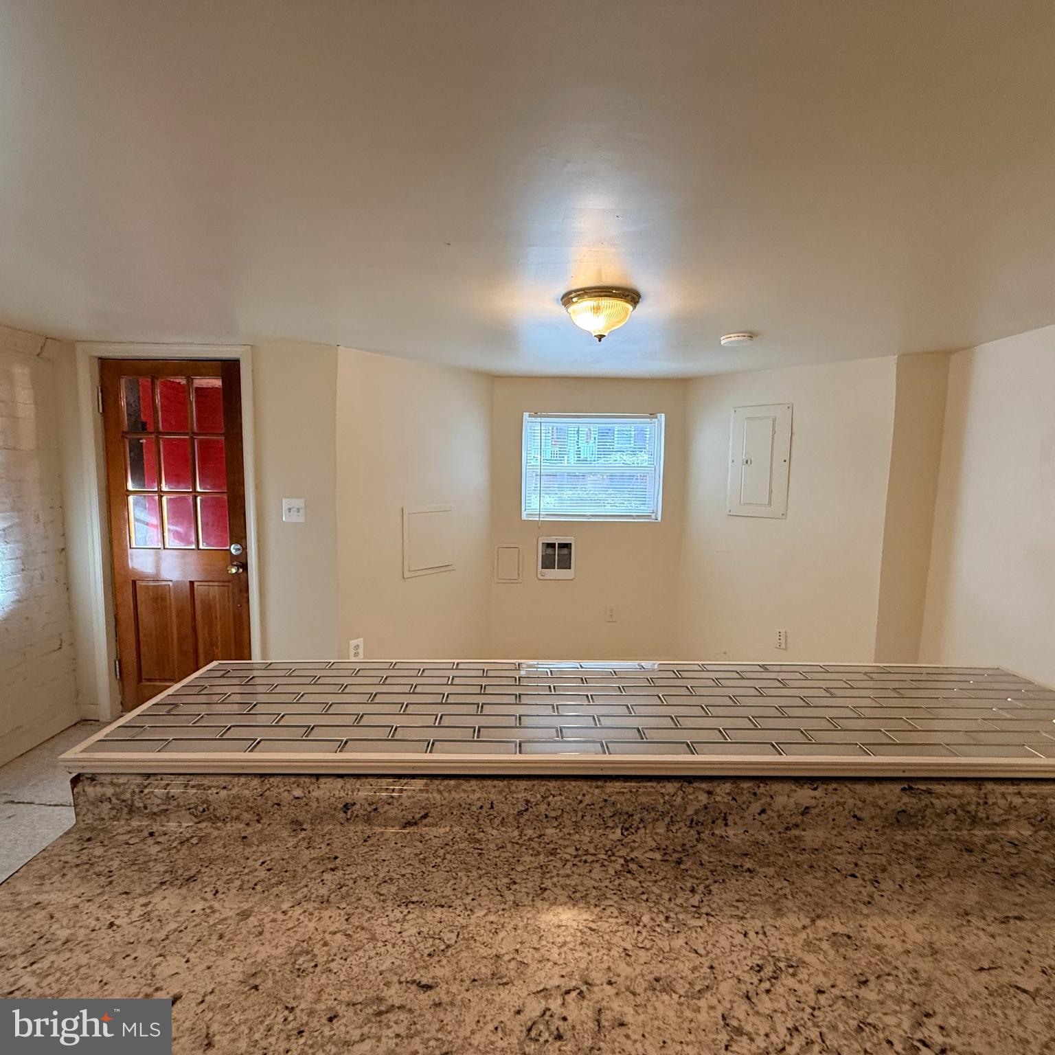 33 Randolph Place Northwest, Unit B Washington, DC 20001 - Photo 4 of 23 a view of a bedroom