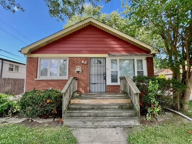 $223,000 | 606 East 164th Place, South Holland, IL 60473