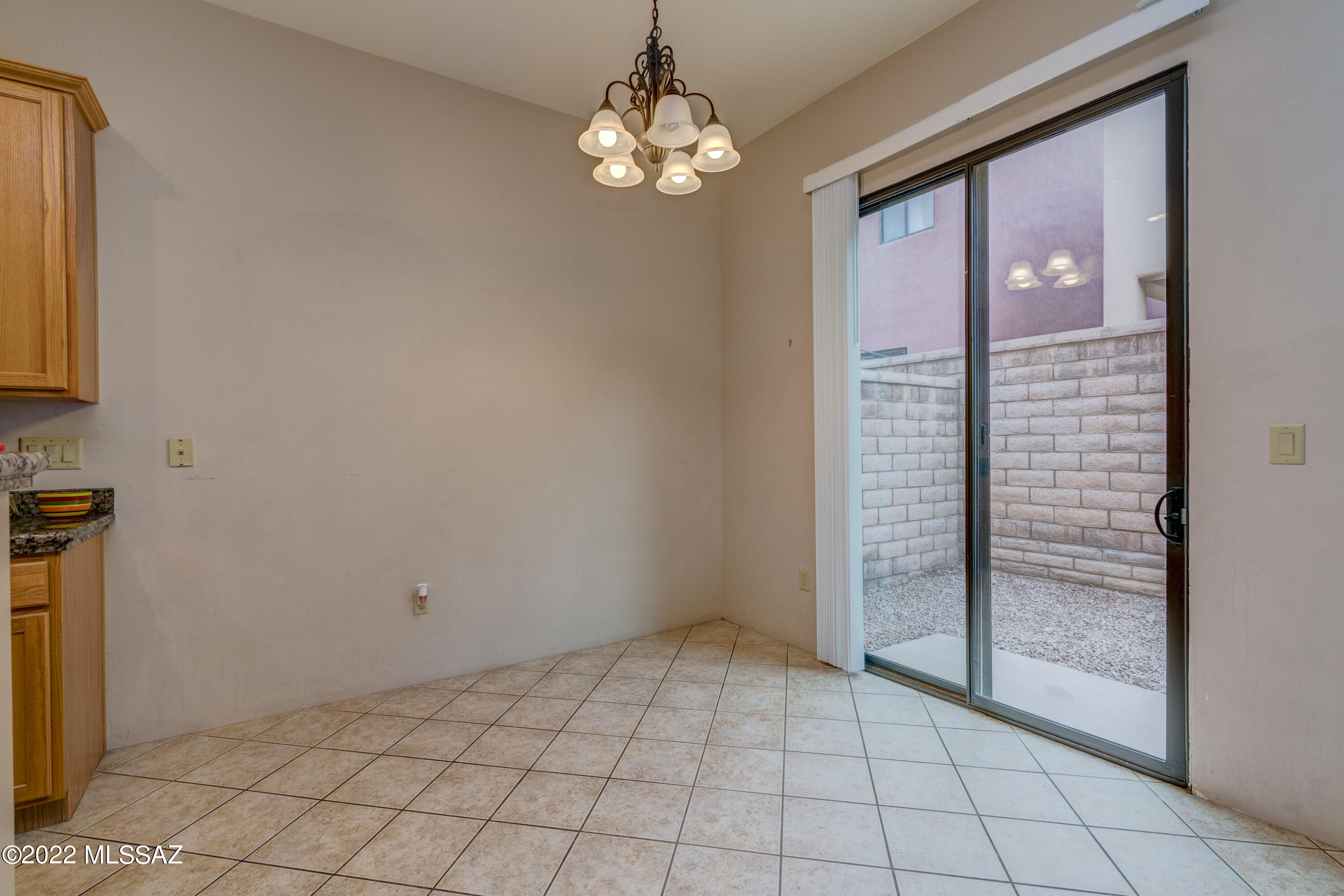 444 East Cedarvale Road Tucson, AZ 85704 - Photo 7 of 47