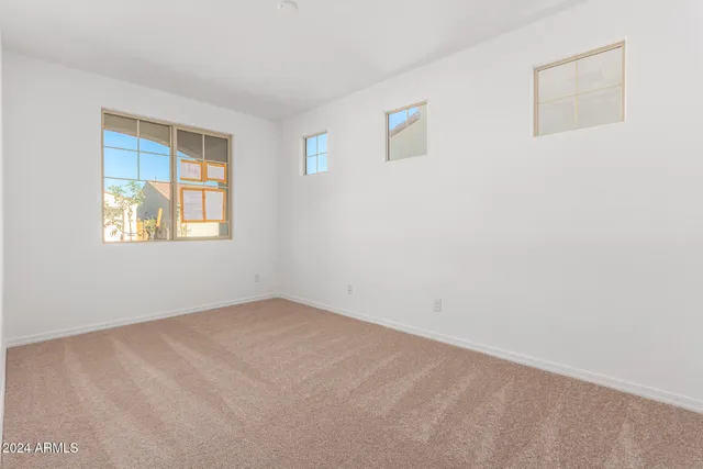 $2,050 | 8917 West Orange Drive, Glendale, AZ 85305