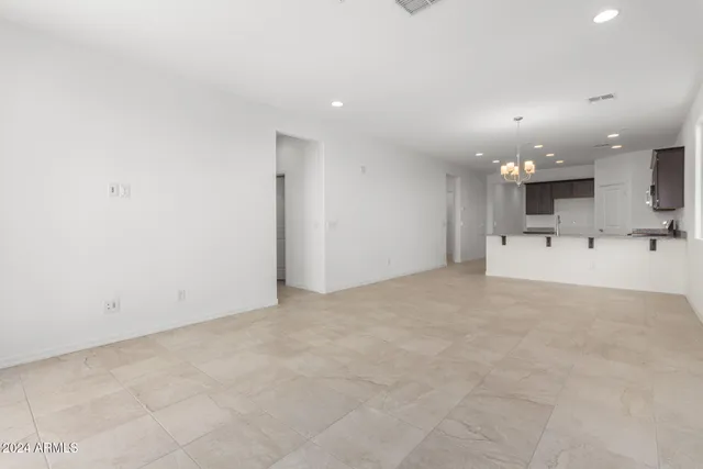 $2,050 | 8917 West Orange Drive, Glendale, AZ 85305