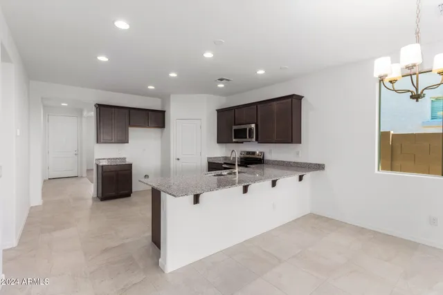 $2,050 | 8917 West Orange Drive, Glendale, AZ 85305