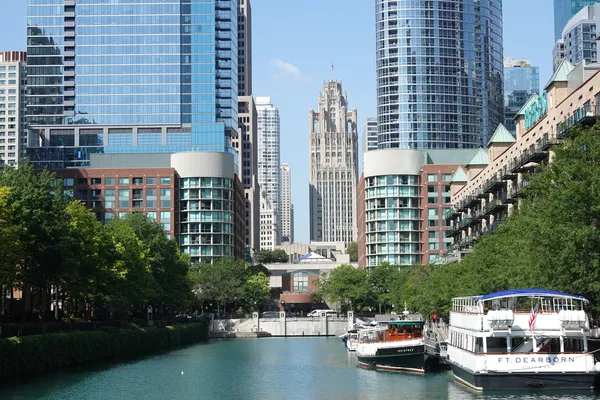 $465,000 | 480 North McClurg Court, Unit 1013, Chicago, IL 60611