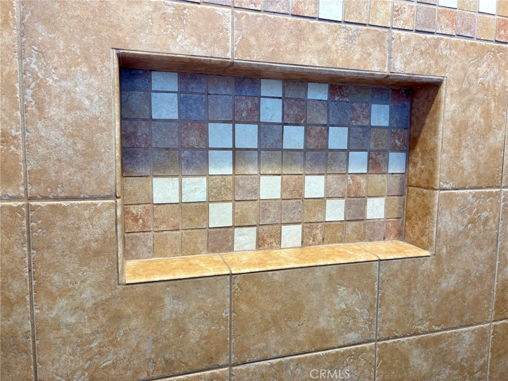 7280 Comiso Way Rancho Cucamonga, CA 91701 - Photo 47 of 66 a bathroom with a bathtub