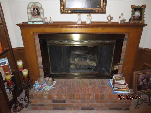 313 Longmeadow Court Ridgeland, MS 39157 - Photo 9 of 32 and a fireplace..