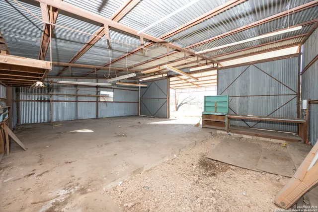 $169,000 | 486 County Road 429, Uvalde, TX 78801