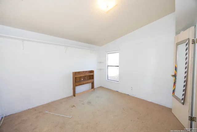 $169,000 | 486 County Road 429, Uvalde, TX 78801