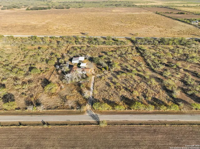 $169,000 | 486 County Road 429, Uvalde, TX 78801