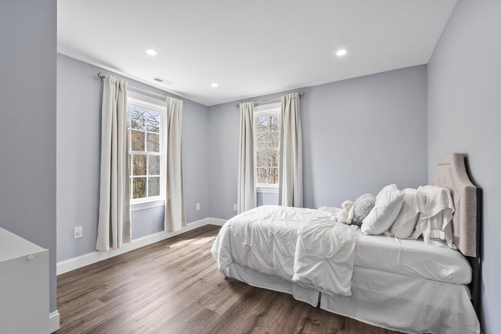 31 Manor Road Bolton, MA 01740 - Photo 27 of 42 Gallery Image 27