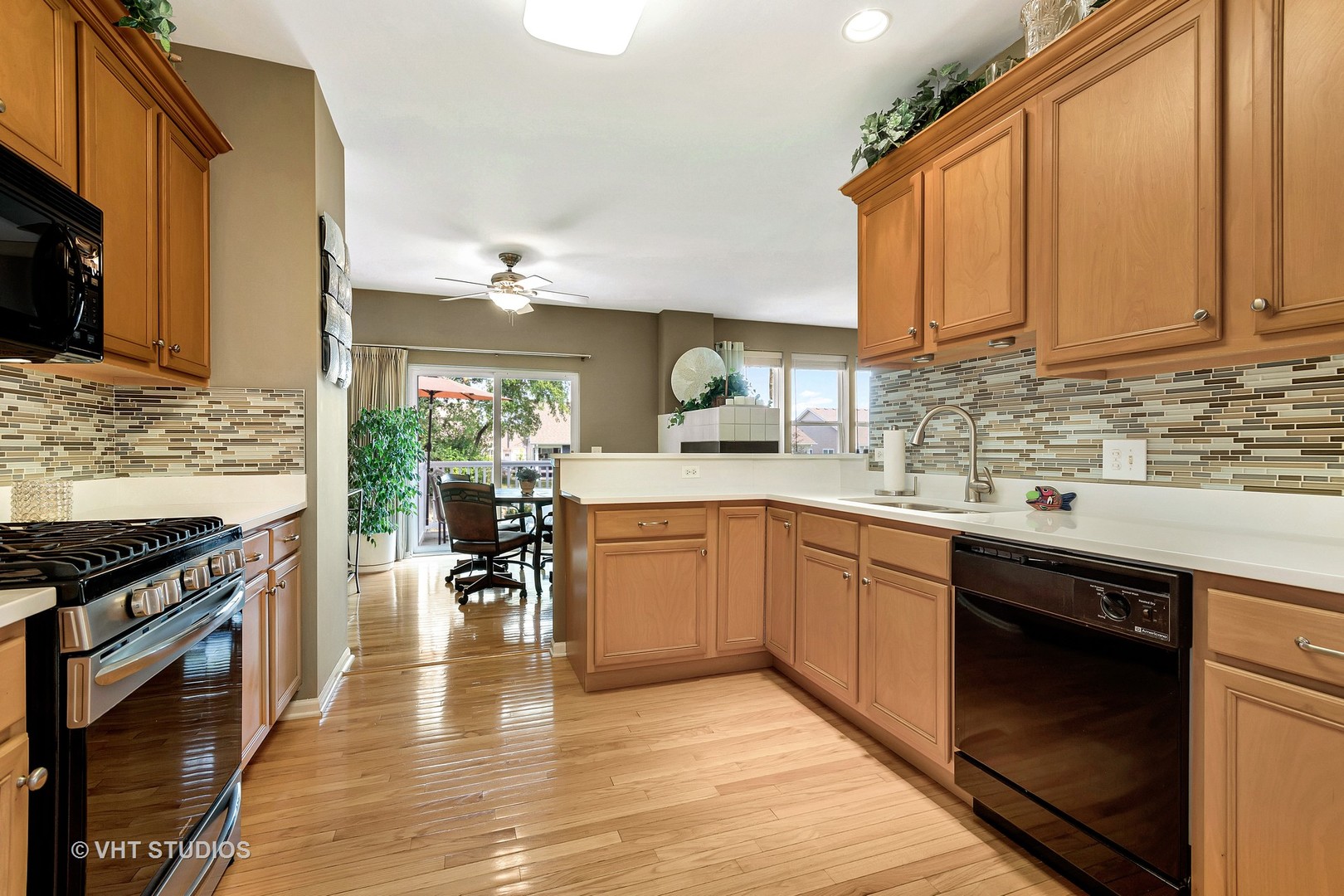 319 Ridge Road, Unit 319 North Aurora, IL 60542 - Photo 3 of 13