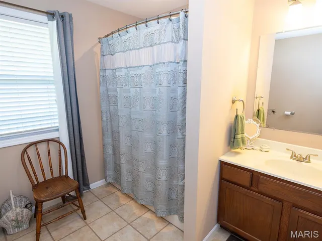 $270,000 | 11167 Hulse Drive, Hannibal, MO 63401