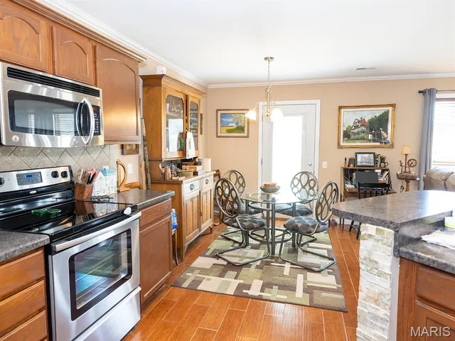 $270,000 | 11167 Hulse Drive, Hannibal, MO 63401