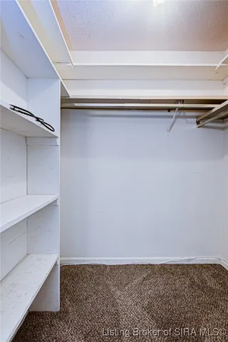 $159,900 | 3 Lakeshore Drive, Clarksville, IN 47129