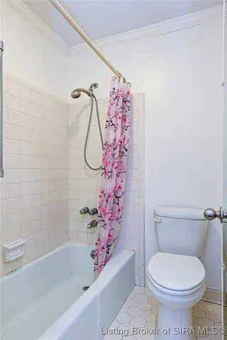 $156,000 | 3 Lakeshore Drive, Clarksville, IN 47129