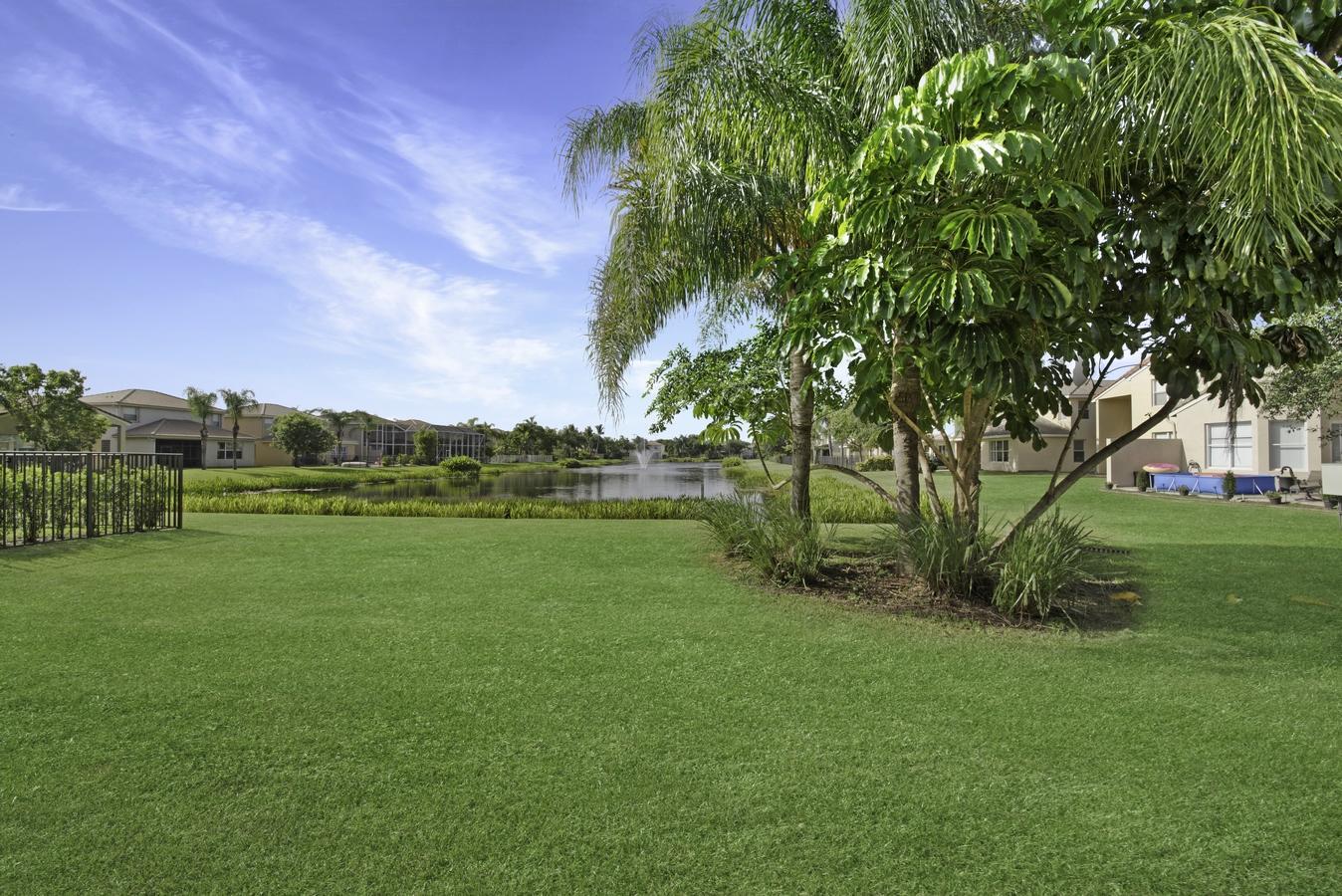 8895 Chestnut Ridge Way Boynton Beach, FL 33473 - Photo 22 of 49 Lake View