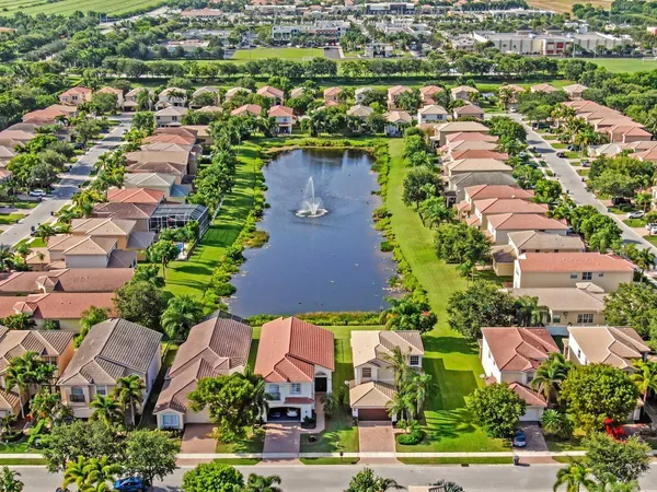 $4,500 | 8895 Chestnut Ridge Way, Boynton Beach, FL 33473