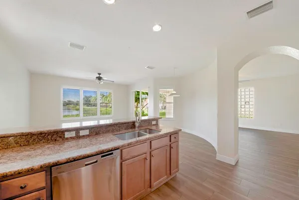 $4,500 | 8895 Chestnut Ridge Way, Boynton Beach, FL 33473