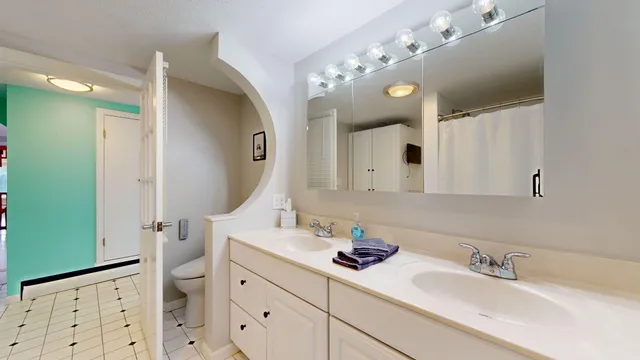 $875,000 | 69 Scott Drive, Monmouth, ME 04259