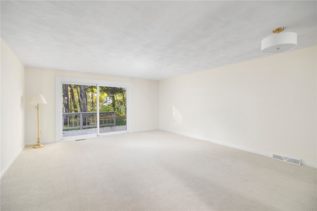 161 West Shore Road, Unit B4 Warwick, RI 02889 - Photo 5 of 24