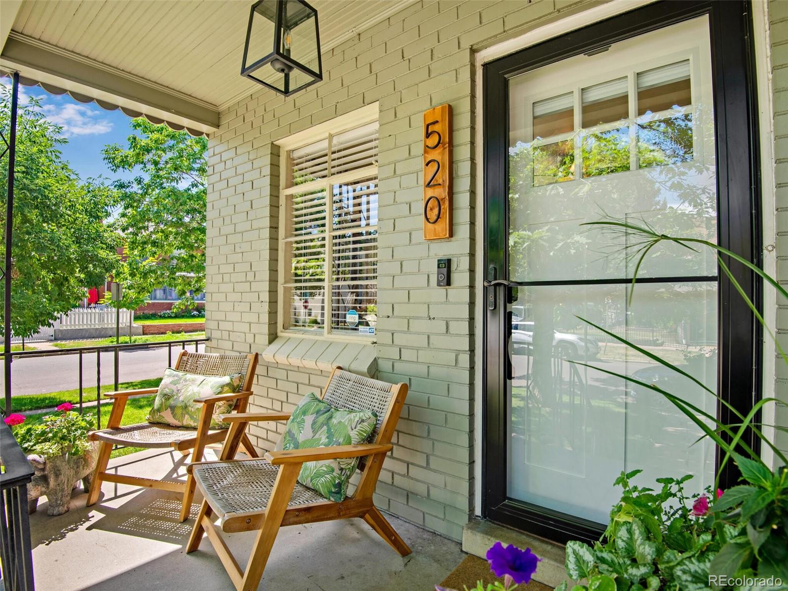 520 East 5th Avenue Denver, CO 80203 - Photo 4 of 40 a view of an outdoor seating area