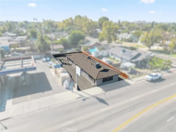 $429,000 | 4584 East Tulare Avenue, Fresno, CA 93702