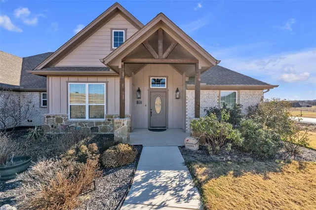 $445,000 | 3000 Westfork Way, Springtown, TX 76082