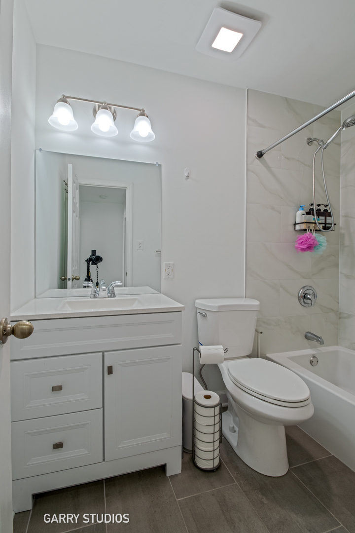 730 Ashley Court Hoffman Estates, IL 60169 - Photo 26 of 32