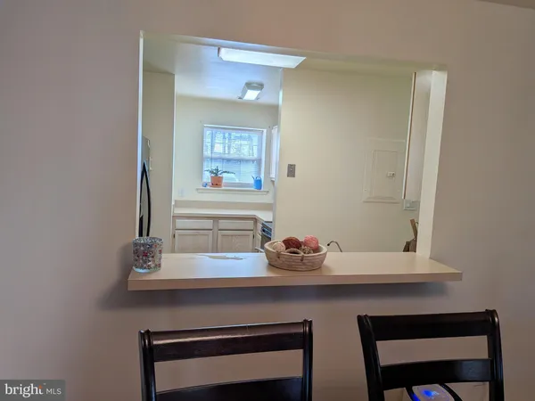 $290,000 | 4240 Applegate Lane, Unit 5, Suitland, MD 20746