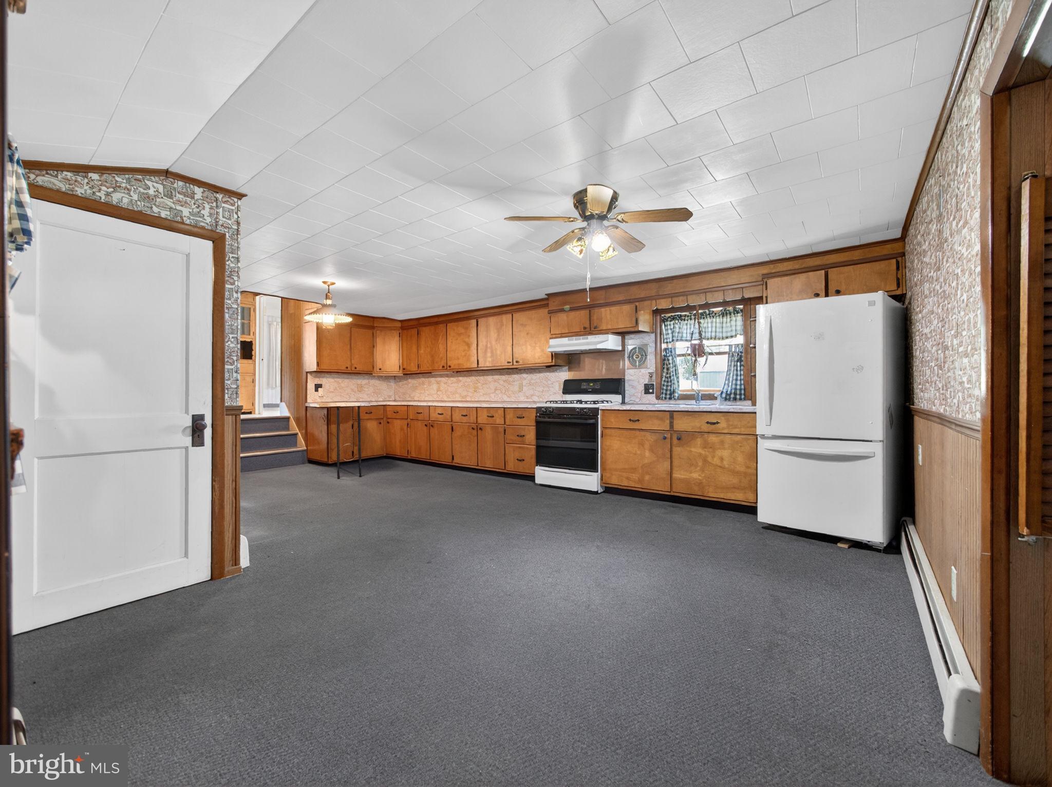 8275 Mertztown Road Alburtis, PA 18011 - Photo 28 of 53