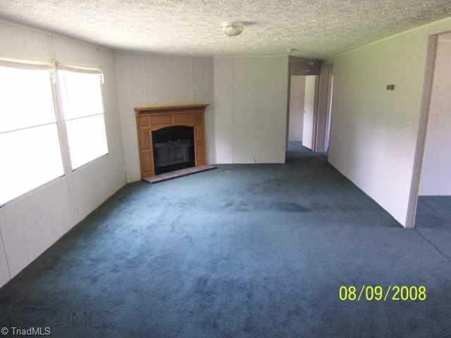 476 Allie Clay Road Roxboro, NC 27573 - Photo 4 of 5 Other. den