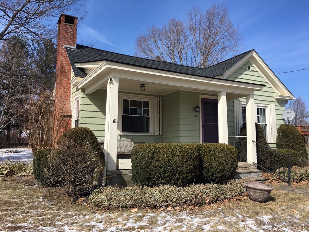 24 Williamsburg Road Worthington, MA 01098 - Photo 2 of 26