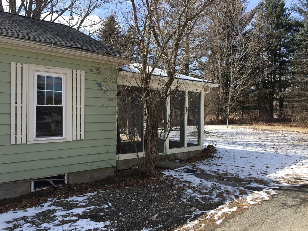 24 Williamsburg Road Worthington, MA 01098 - Photo 7 of 26
