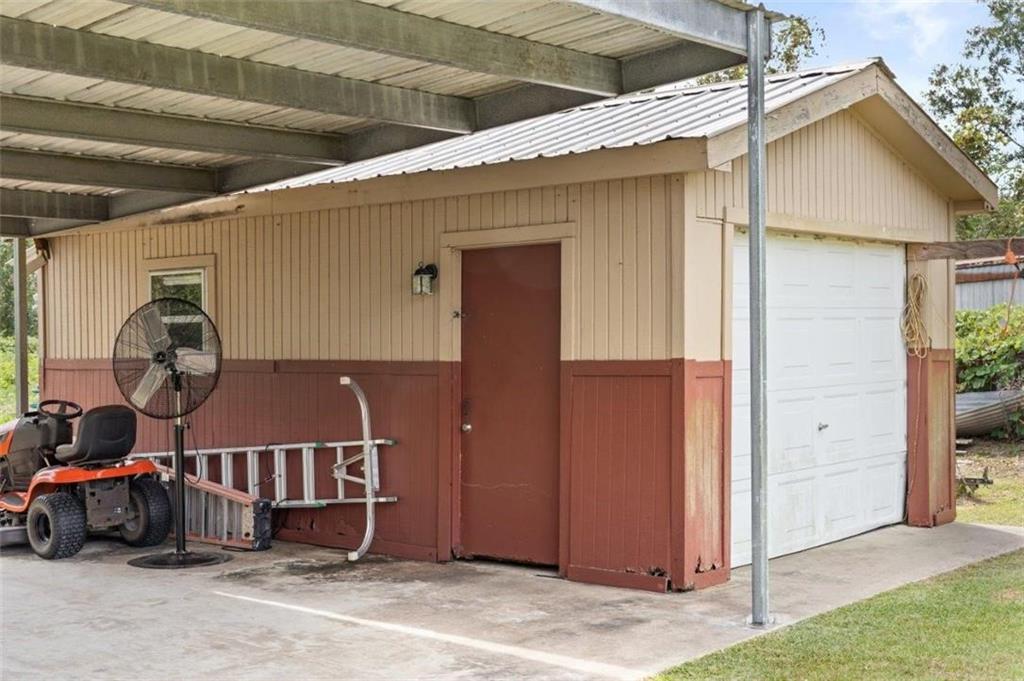 1087 Musser Road Moss Bluff, LA 70611 - Photo 23 of 25