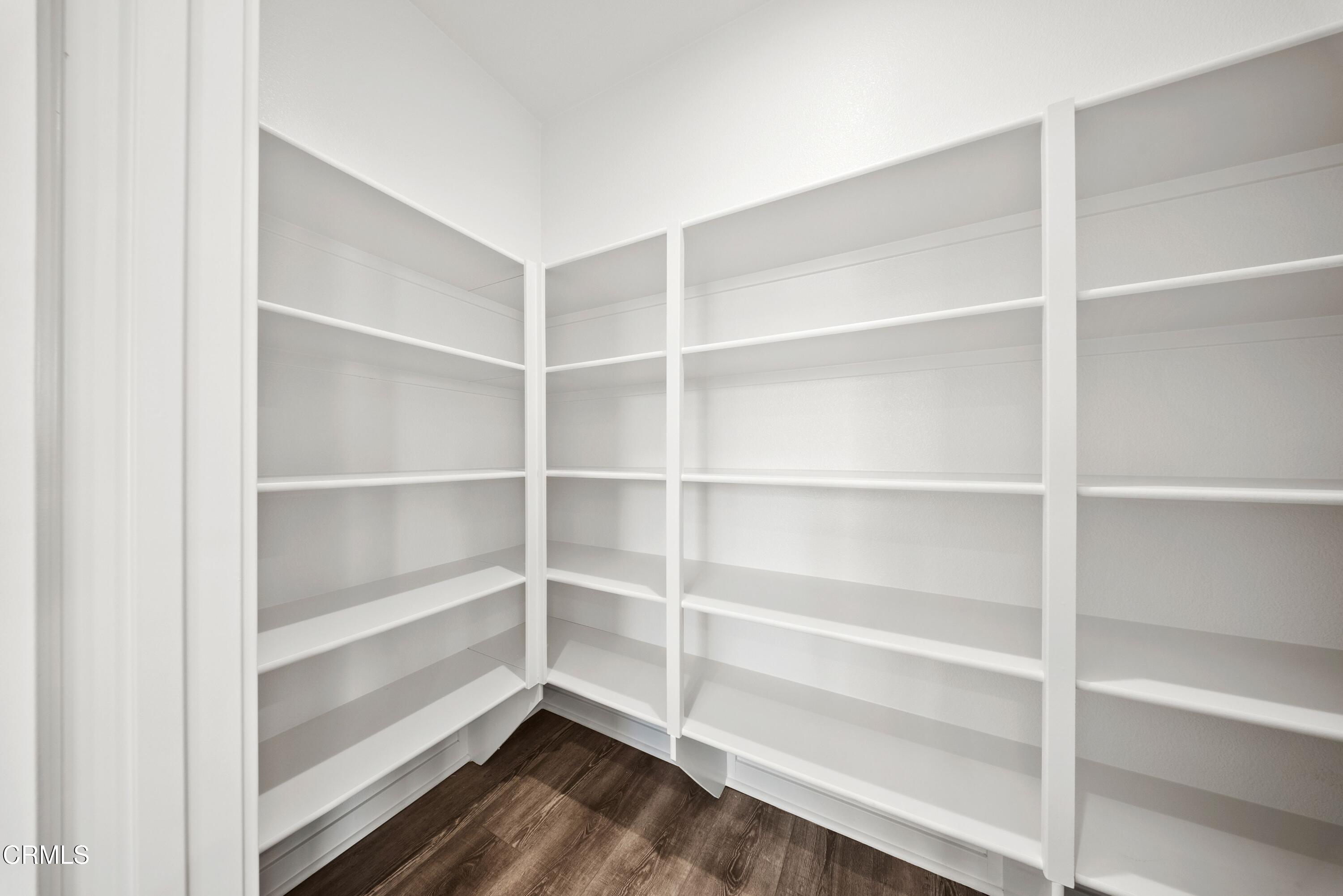 335 Grapefruit Lane Piru, CA 93040 - Photo 9 of 30 nf6XyjVg