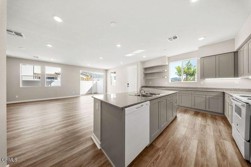 335 Grapefruit Lane Piru, CA 93040 - Photo 10 of 30 kHX03vEg