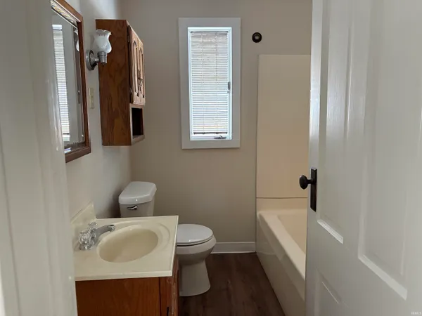 $149,900 | 352 North Broadway Street, Peru, IN 46970