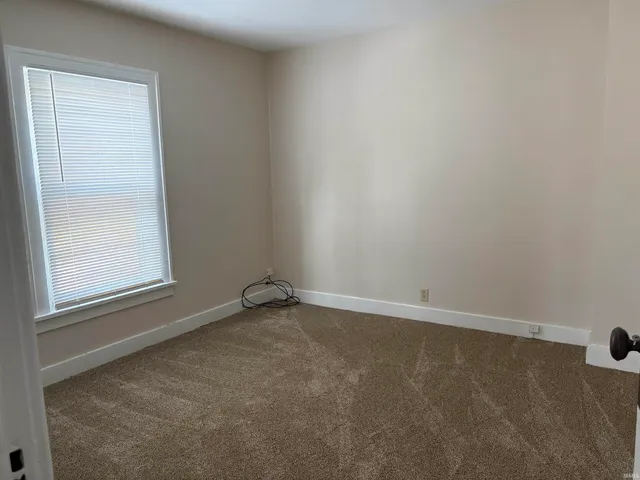 $154,000 | 352 North Broadway Street, Peru, IN 46970