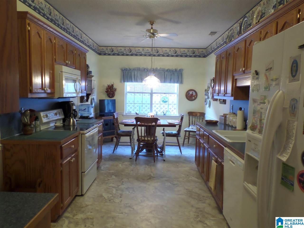 5550 Jeremiah Lane Birmingham, AL 35235 - Photo 5 of 33