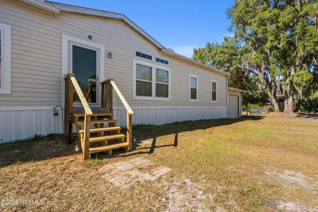 $269,000 | 107 Tyre Road, Interlachen, FL 32148