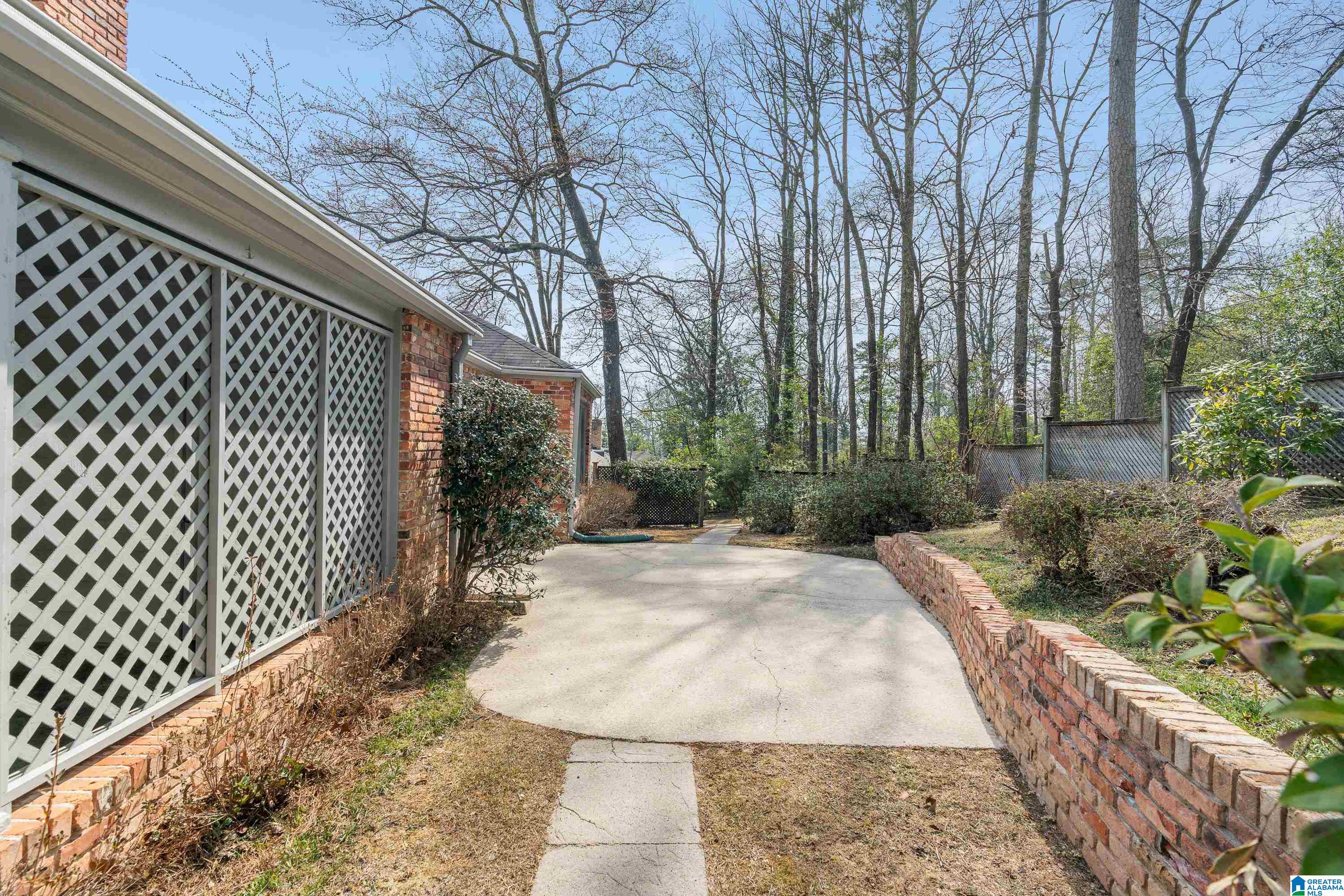 3508 Crestbrook Road Mountain Brook, AL 35223 - Photo 46 of 54