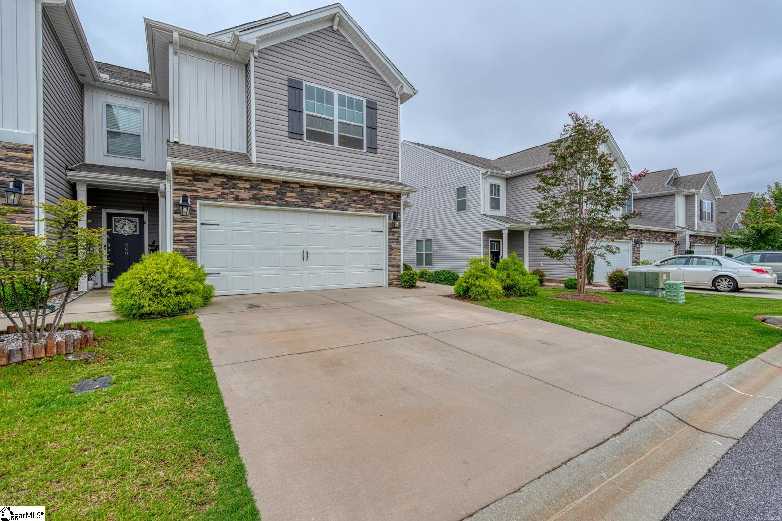 571 Yellow Fox Road Greer, SC 29650 - Photo 5 of 39