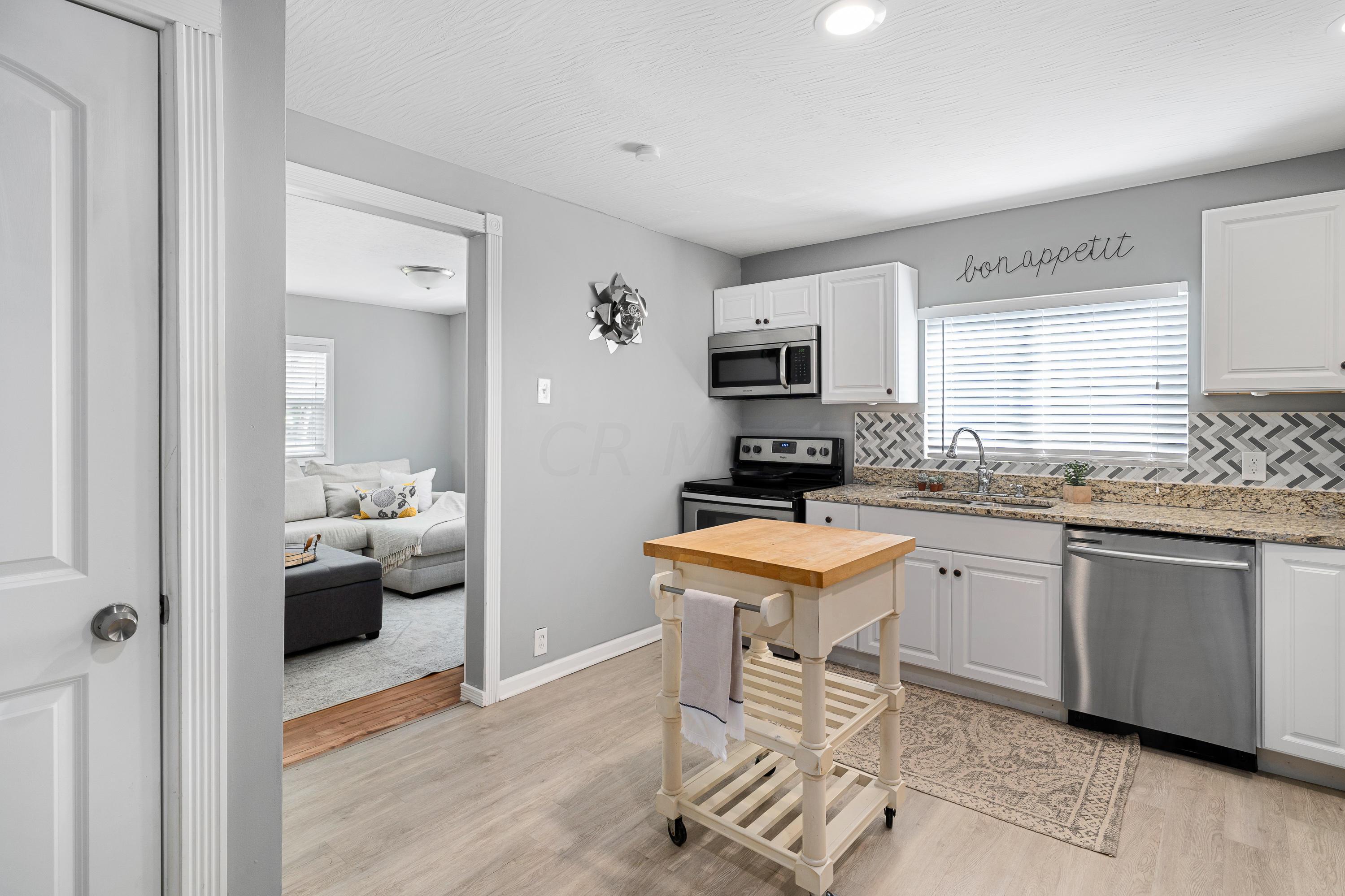 291 Chase Road Columbus, OH 43214 - Photo 8 of 29 Gallery Image 8
