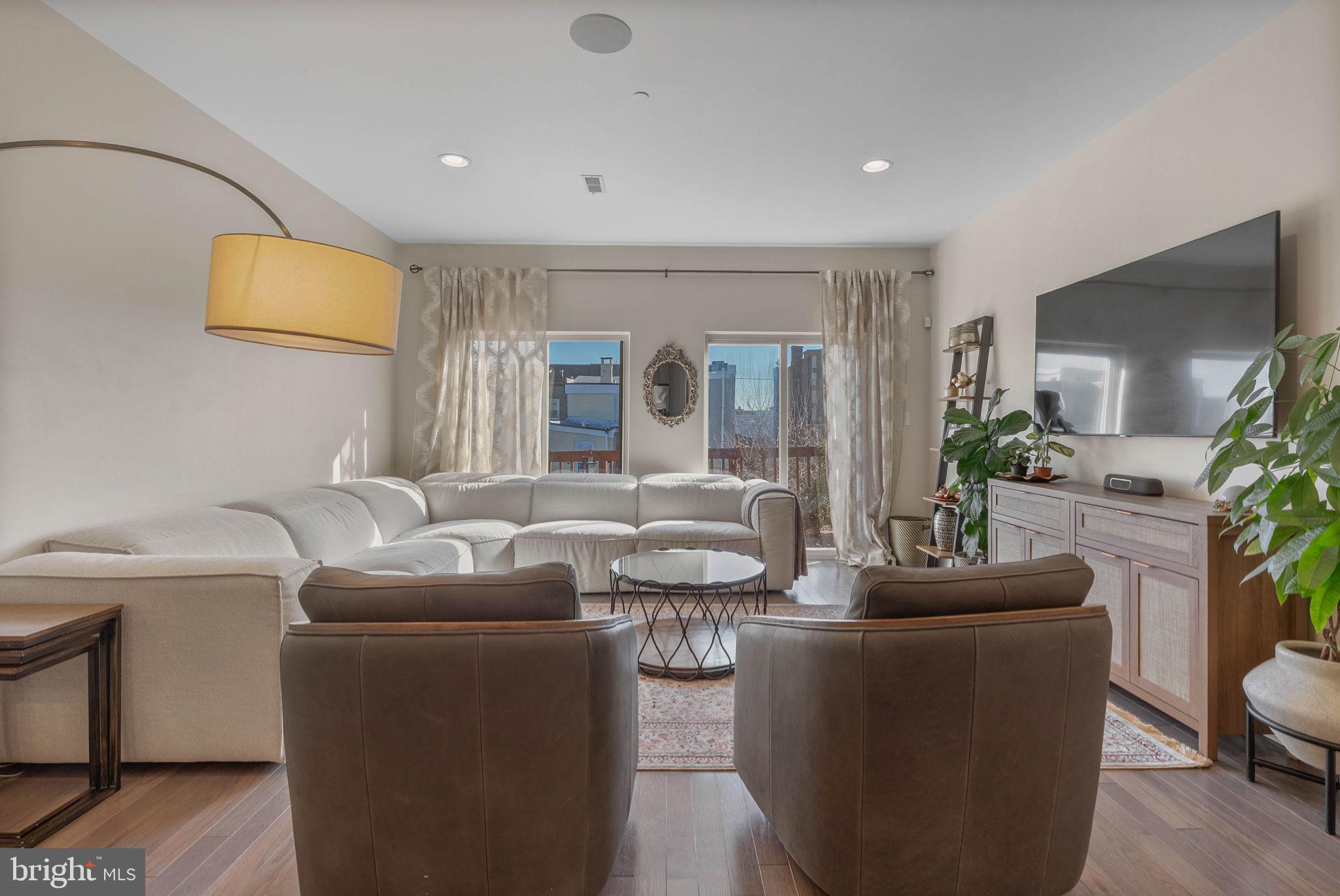 1753 North Marshall Street, Unit B Philadelphia, PA 19122 - Photo 3 of 34 a living room with furniture and a potted plant