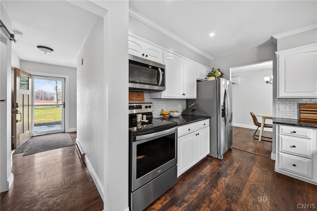 870 County Rte 55 Granby, NY 13069 - Photo 21 of 42