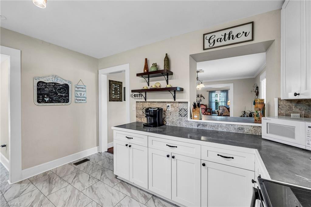 834 Howard Place High Point, NC 27262 - Photo 16 of 39 Gallery Image 16