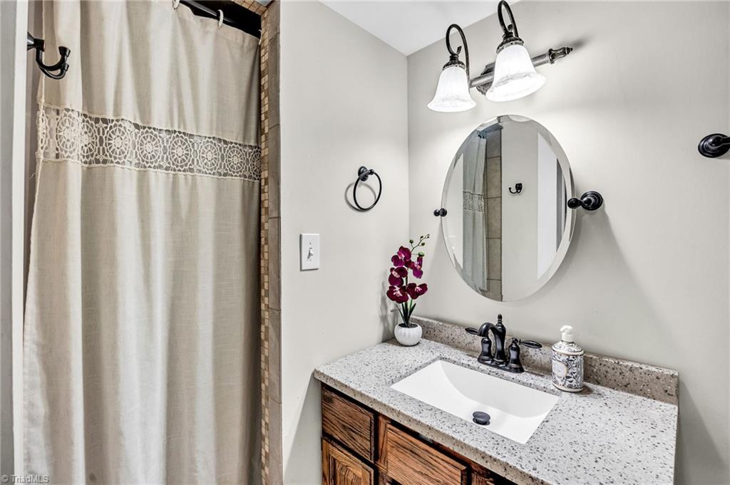 834 Howard Place High Point, NC 27262 - Photo 22 of 39 Gallery Image 22