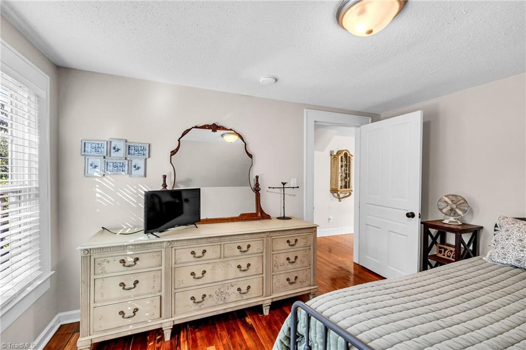 834 Howard Place High Point, NC 27262 - Photo 28 of 39 Gallery Image 28