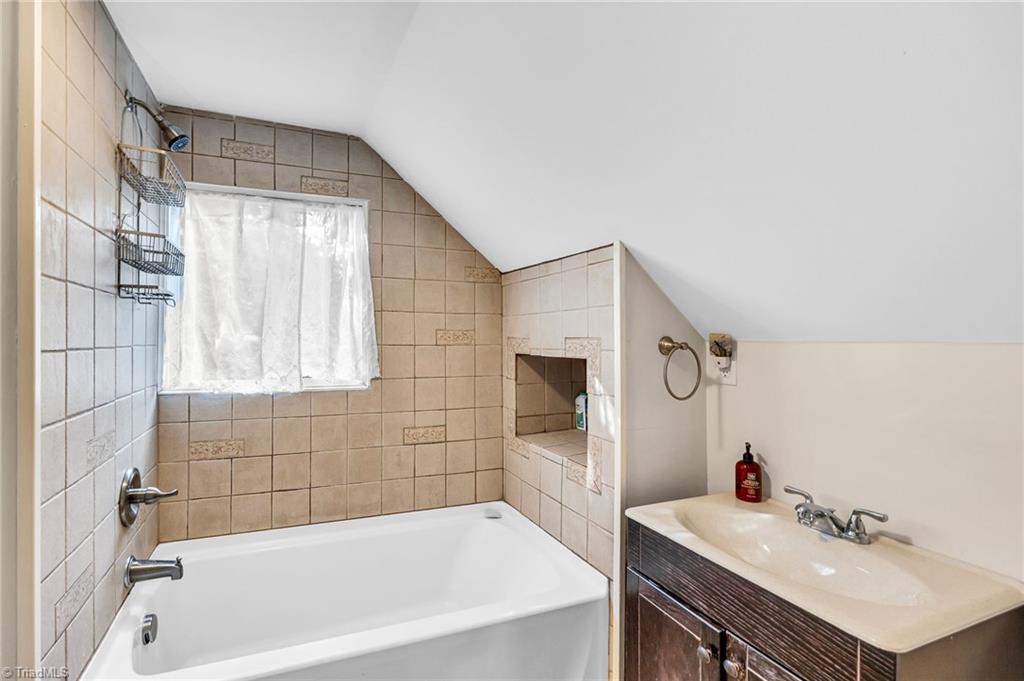 834 Howard Place High Point, NC 27262 - Photo 29 of 39 Gallery Image 29