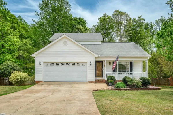 $367,000 | 111 Brooke Lee Circle, Taylors, SC 29687