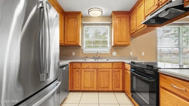 $299,999 | 5218 Indian Bluff Drive, Youngstown, FL 32466